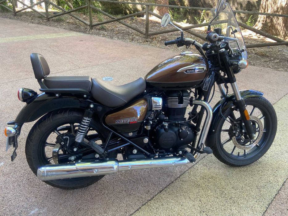 Royal Enfiled Meteor 350 (como nova)