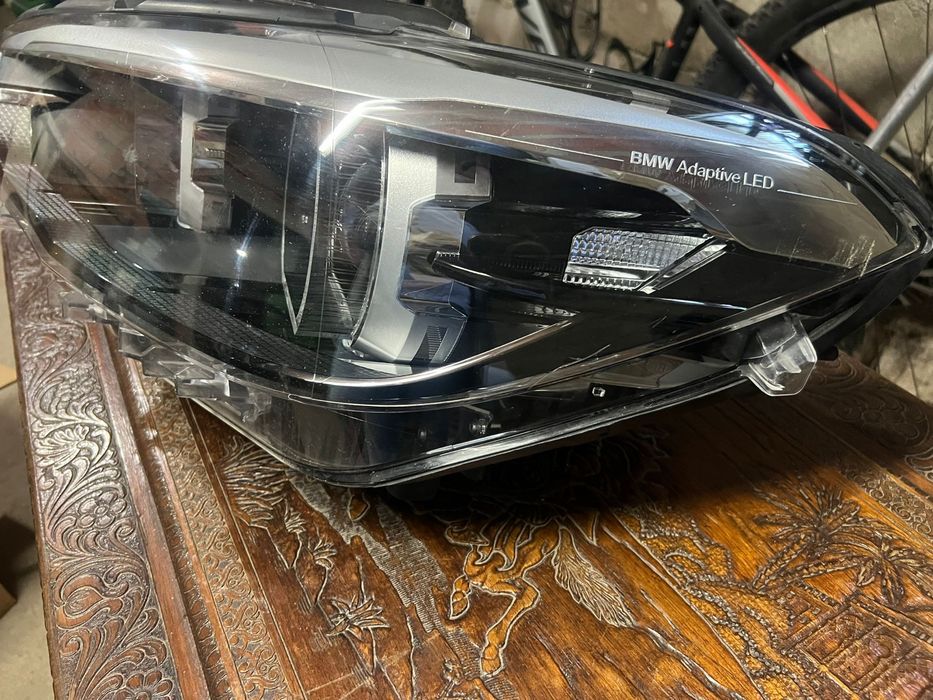 Farol para BMW F21