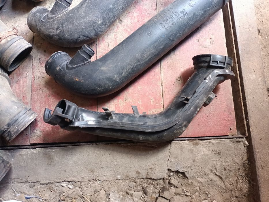Патрубок воздушный Skoda Audi Seat Volkswagen