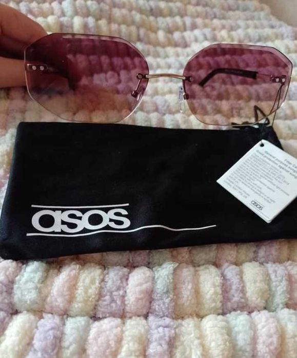 ASOS) Ekskluzywne okulary przeciwsłoneczne w etui) NOWE