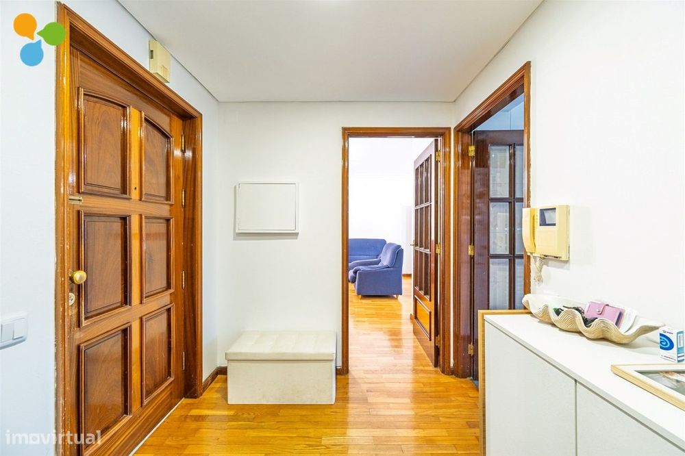 T2 com Suite, Varandas, Garagem e Arrumos - Centro da Maia