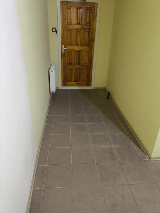 Озерна, Оренда складського приміщення (площею 40м. кв.)