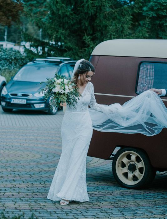 Suknia ślubna + długi welon gratis