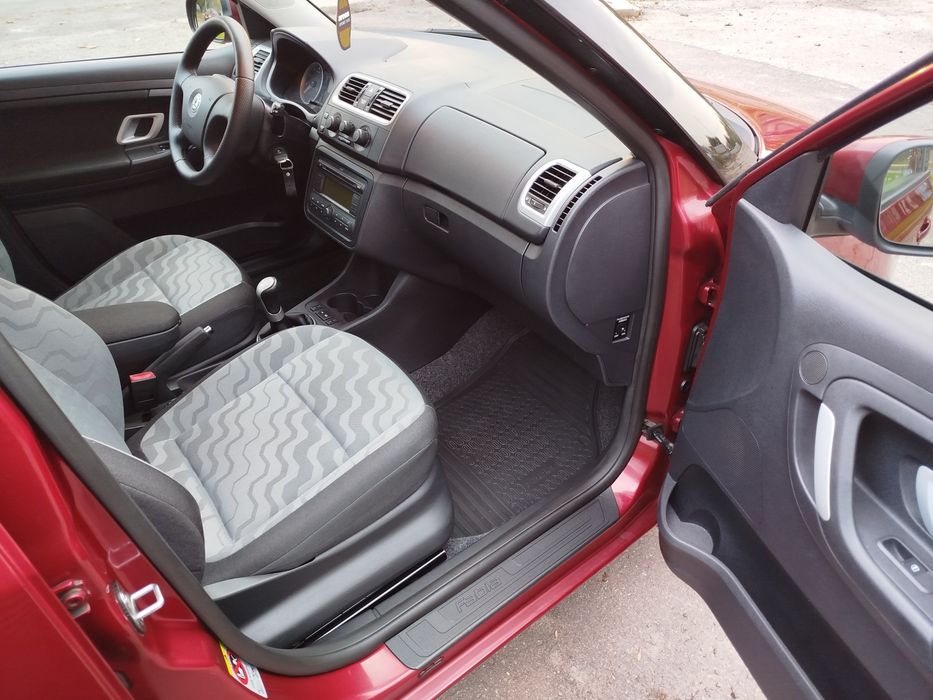 Skoda Fabia || 1.6MPI Combi Ambiente