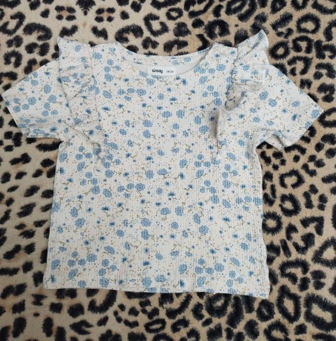 Футболка для дівчинки