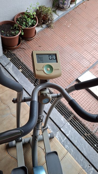 Decathlon Elliptical Trainer 46064585196941442122