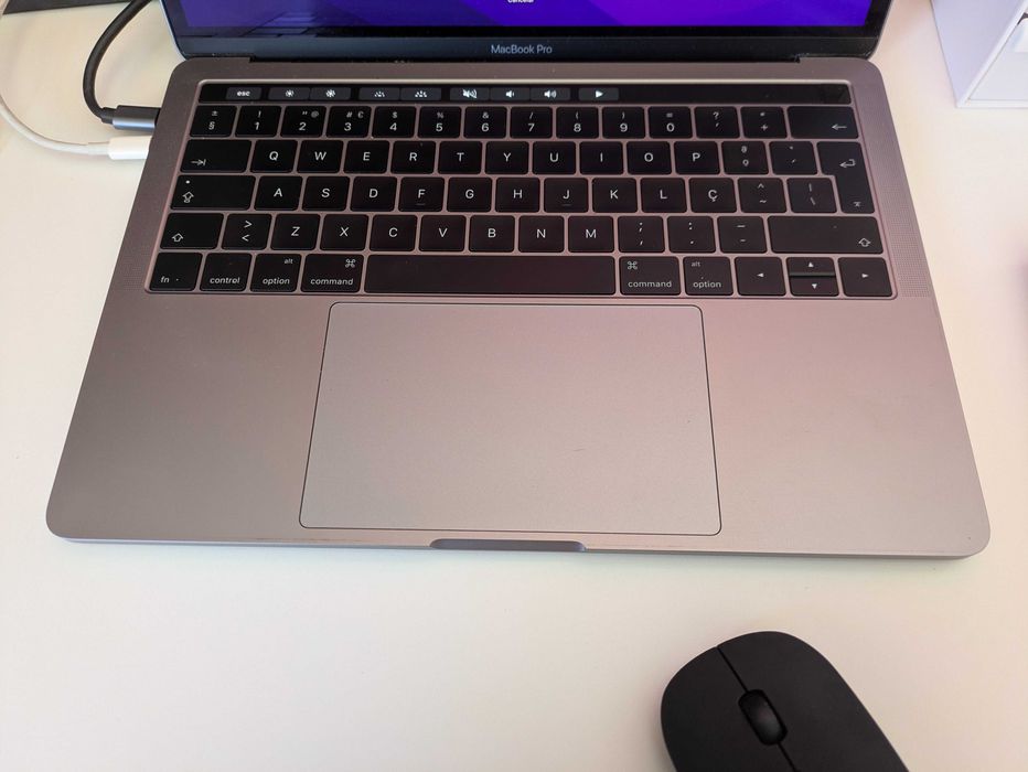 MacBook Pro (13 polegadas, 2016, quatro portas Thunderbolt 3)