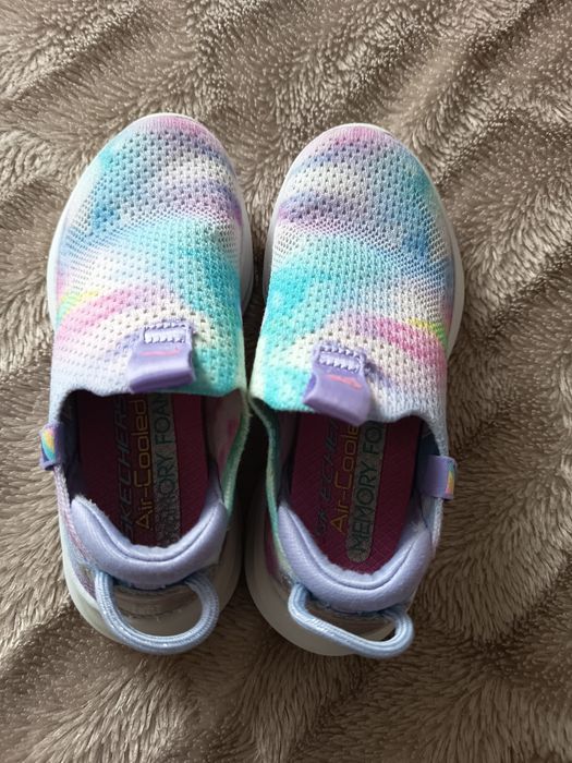 Дитячі кросівки SKECHERS розмір 26