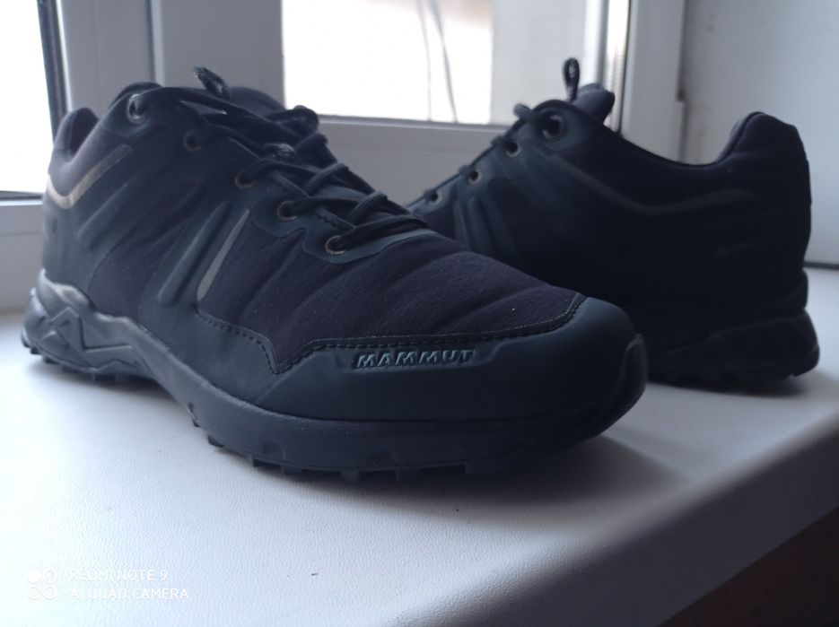 кроссовки  Mammut  Gore - tex р - 37