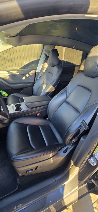 Tesla model Y performance