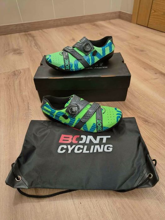 Sapatos de Ciclismo Bont Riot+ BOA Carbon moldáveis