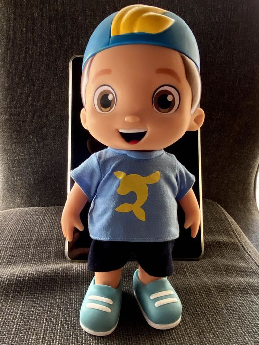 Boneco Luccas cheiroso com Som, 14 frases icónicas (original)