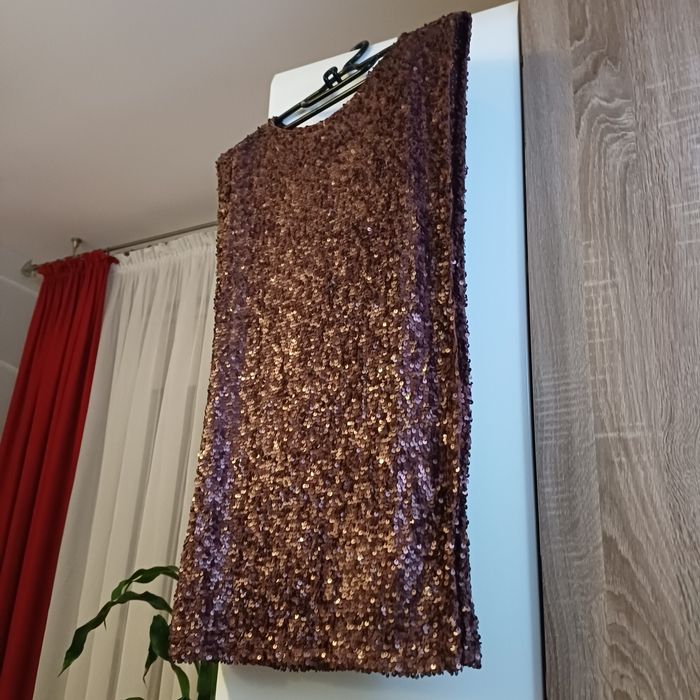 Narzutka brązowa z cekinami