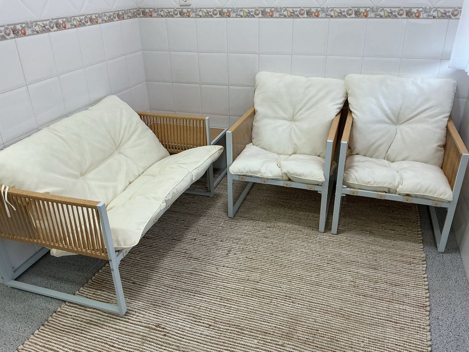 Conjunto de bancos de jardim OZÉA 4 lugares praticamente novos