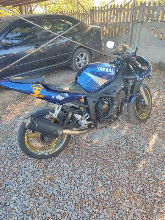 Yamaha r6 2004 год: 1 700 $ - Мотоциклы Кривой Рог на Olx
