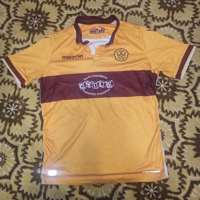 Футбольные футболки: 100 грн. - Футбол Умань на Olx