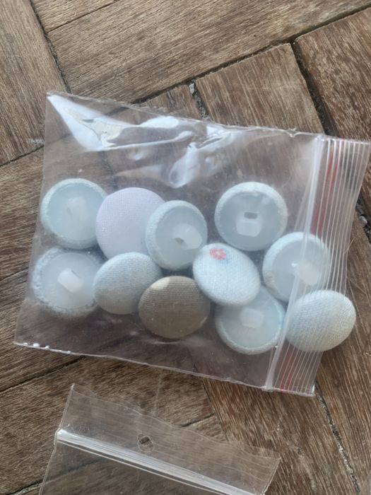 Botões antigos varios