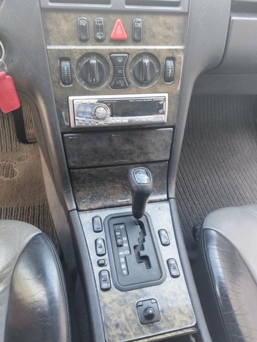 Mercedes E300 turbodisel