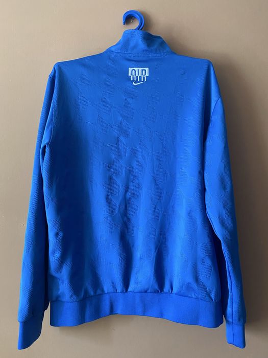 Зіпка Nike Air.