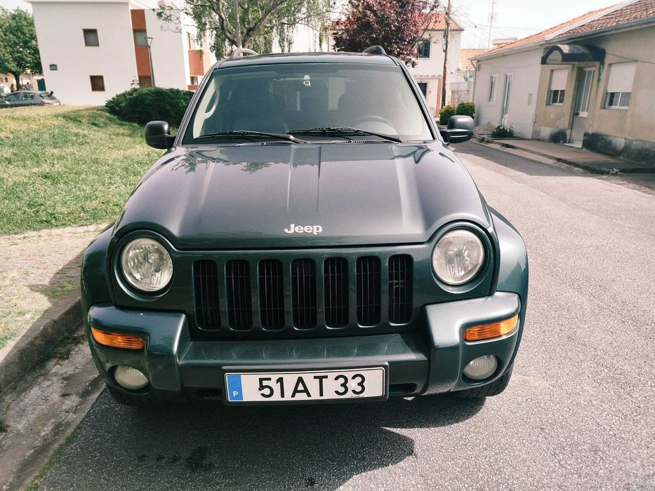 Jeep Cherokee Limited KJ 2.5 Diesel