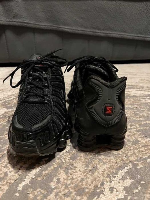 Buty damskieTrampki Nike_Shox_TL_Czarny Rozmiar. 44