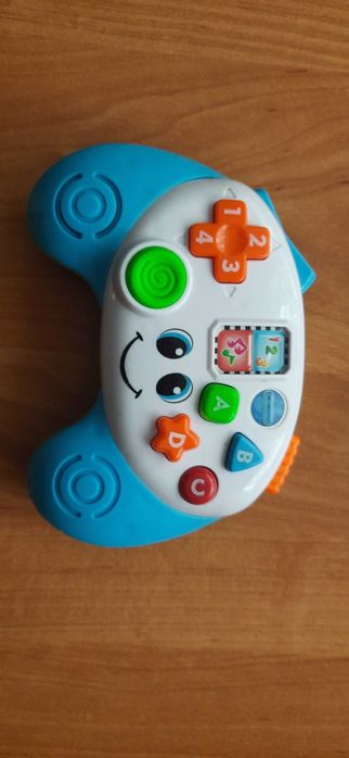 Zabawka grajaca dla maluszka