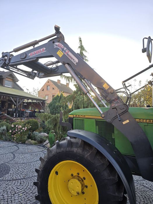 Трактор John Deere 6506