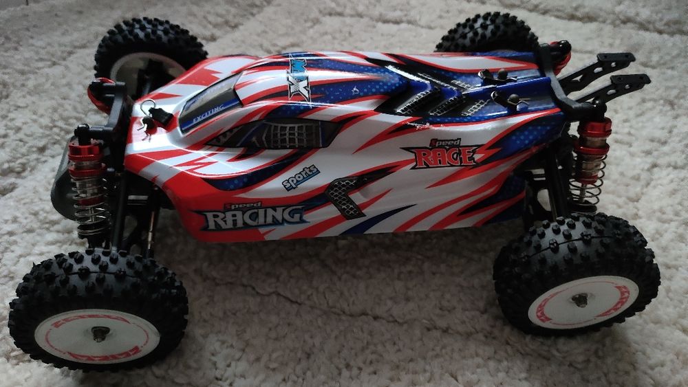 Wltoys 124008, 4WD, 3S, bezszczotkowy, 2000 mAh, silnik RC 60km/h