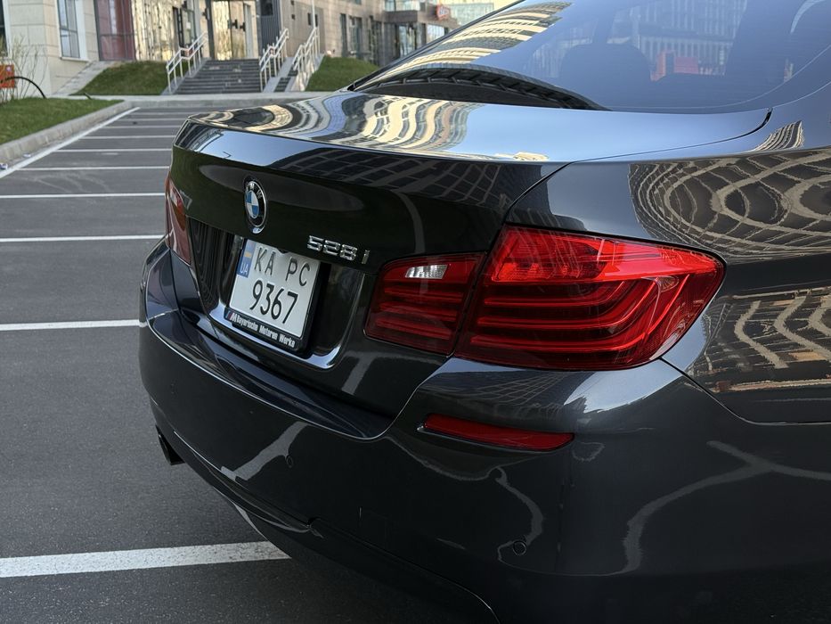 BMW F10 у M-пакеті 2014 року