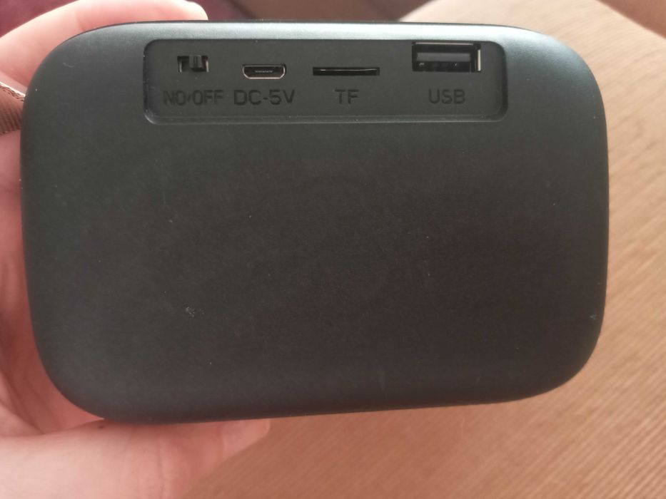 Colunas Bluetooth Portáteis novas