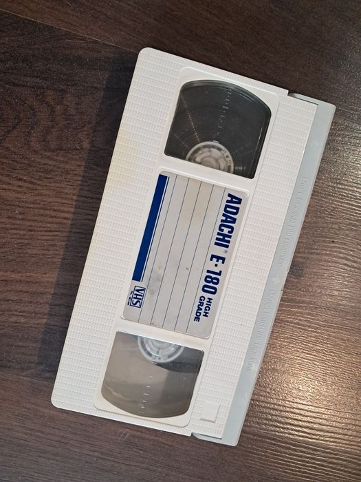 Очень редкая Видеокассета, белая. ВК 180