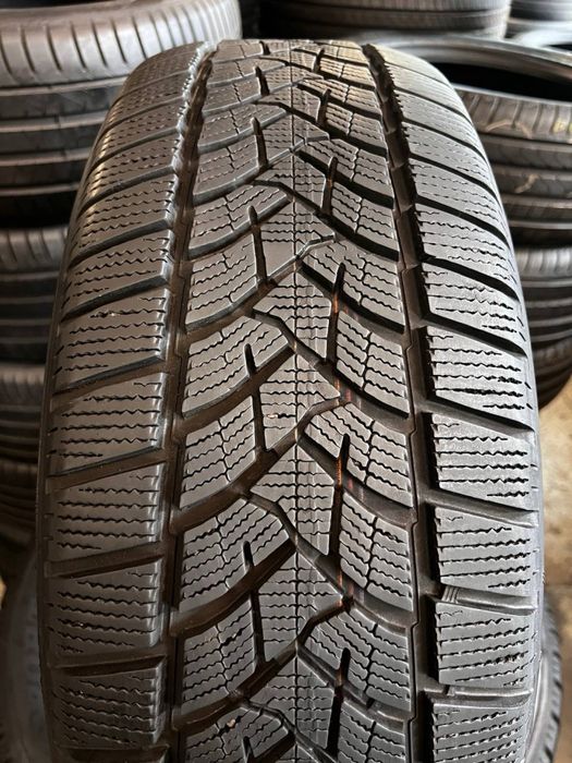 Шини Зимові 235х60хR18 DUNLOP Winter Sport 5 / 4шт / 7+мм / 2024р
