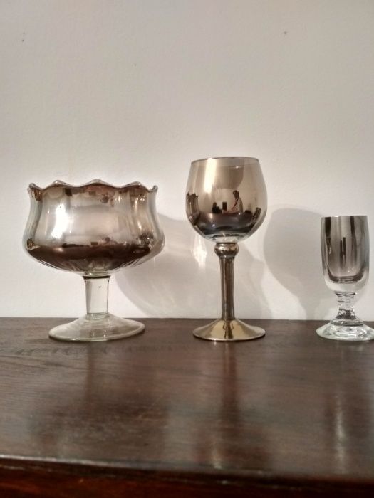 kieliszki z dymionego szkła