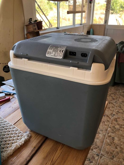 Geleira elétrica Campingaz powerbox plus 24L 12V/230V