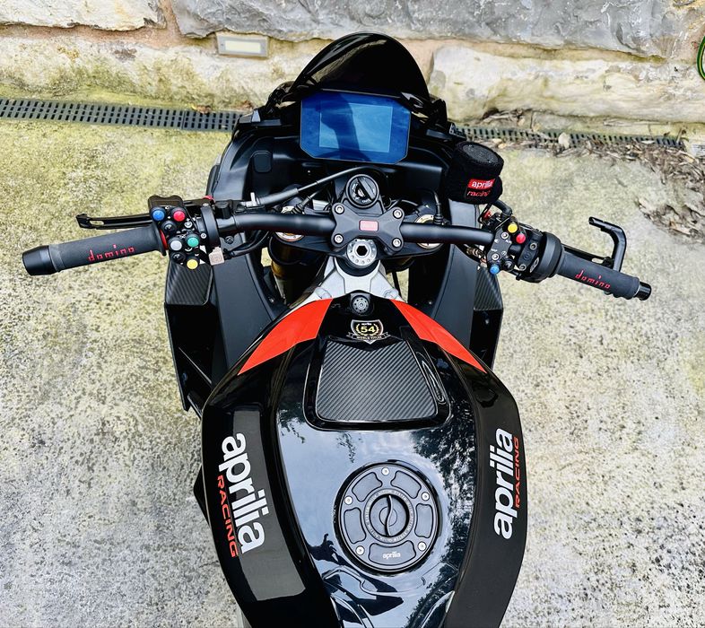Aprilia Tuono/RSV4 Factory 1/1