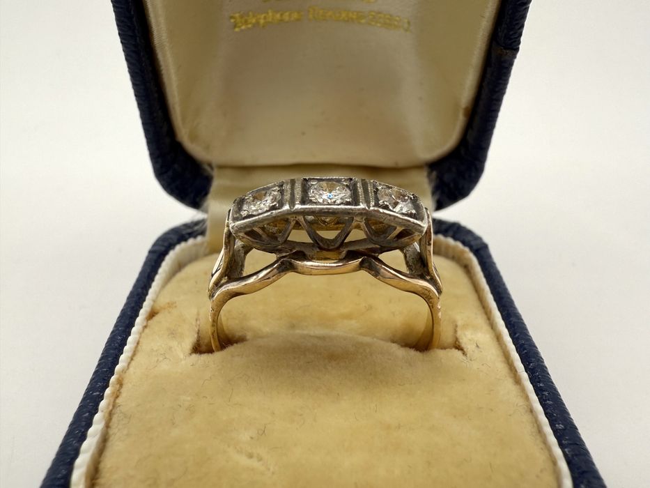 Złoty pierścionek antyk 585 z diamentami 0,30ct VS1-Si1/G-I