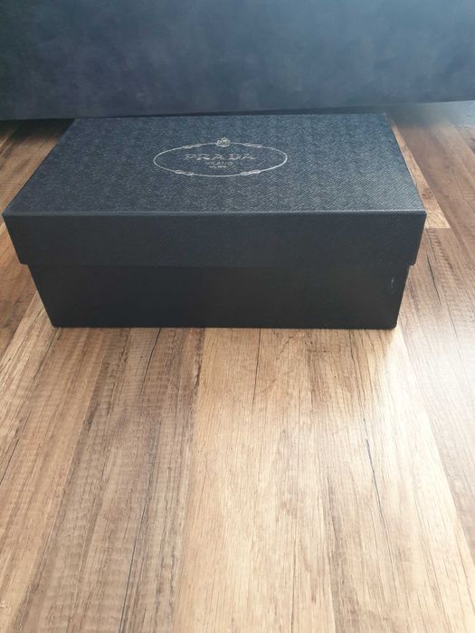 Pudełko Na Buty Prada