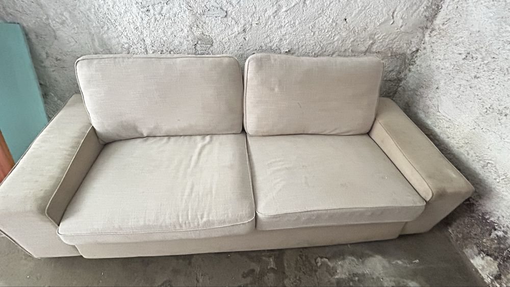 Sofa dois lugares ikea