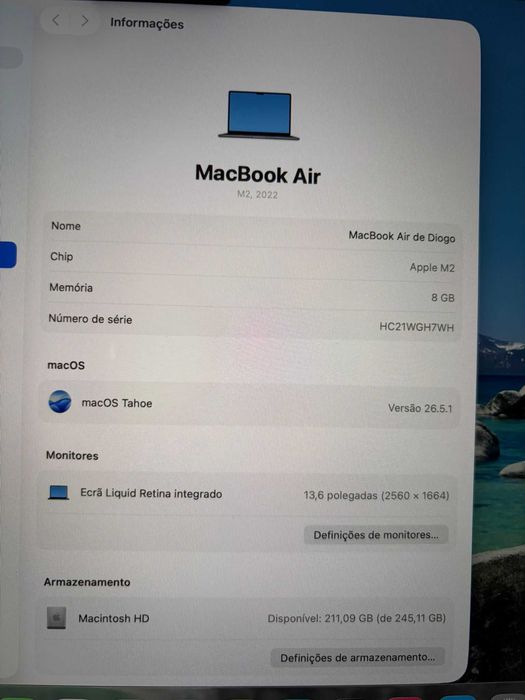 MacBook Air 13,6" (2022) M2 8 GB RAM 256 GB