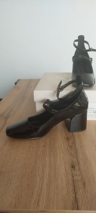 Buty lakierki Dee Zee