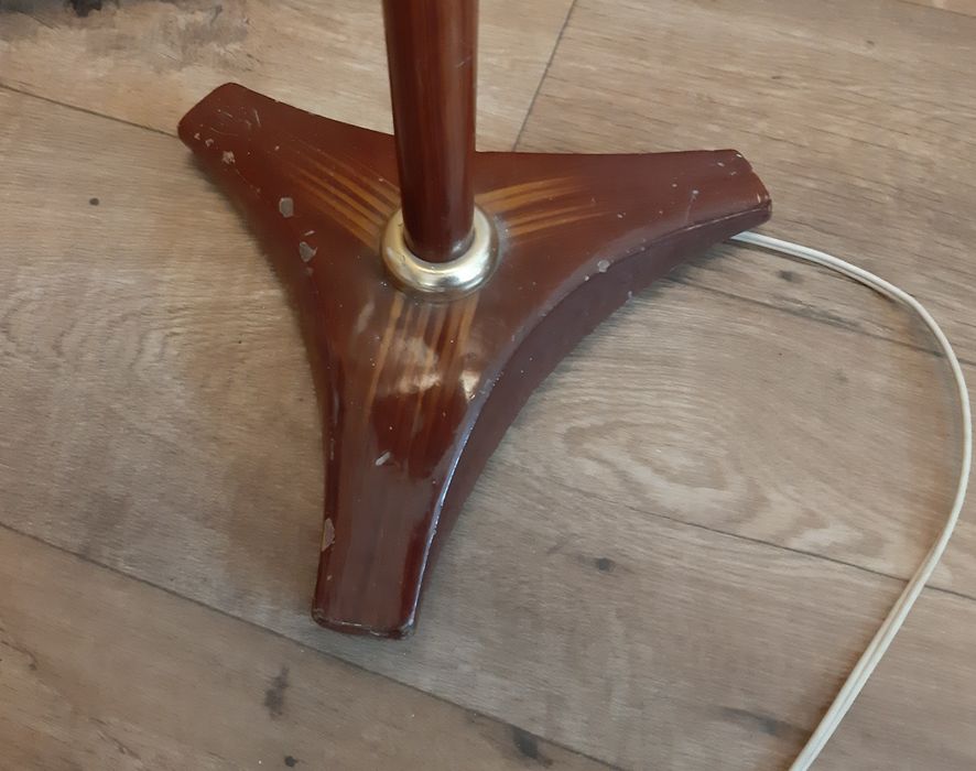 Продам торшер 1.47 см