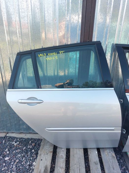 Laguna 3 III LIFT Kombi Drzwi Prawe Prawy tył TED69 Oryginał