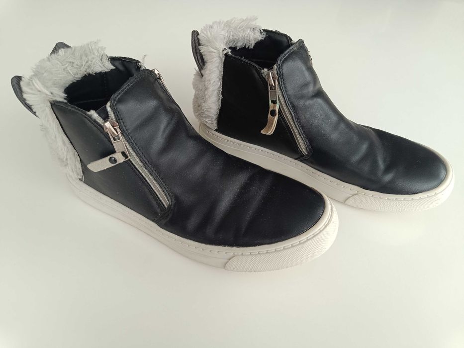 Buty za kostkę trampki z uszami królika Reserved  Czarny damskie 37