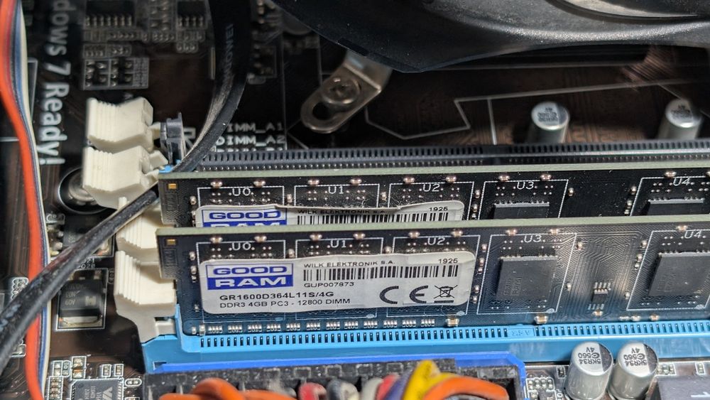 Продаю ПК i7 2600; Asus GTX 960; 8gb GoodRam DDR3; 600W; 500gb HDD