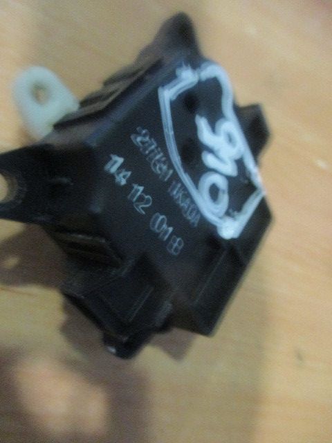 Motor da comporta da sofagem NISSAN Juke (F15)