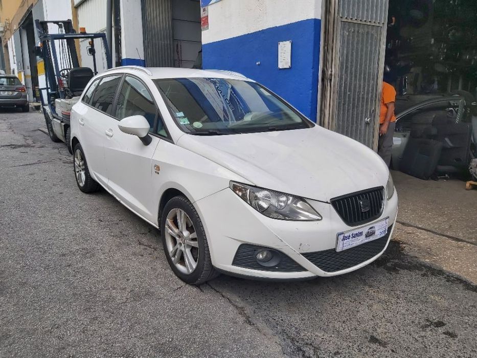 Seat Ibiza ST 1.2 1.4 1.6 TDI 6J (Para Peças)