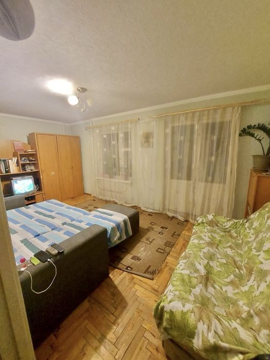 Продаж 2-кімн кв 4/9 по вул Нижньодніпровській