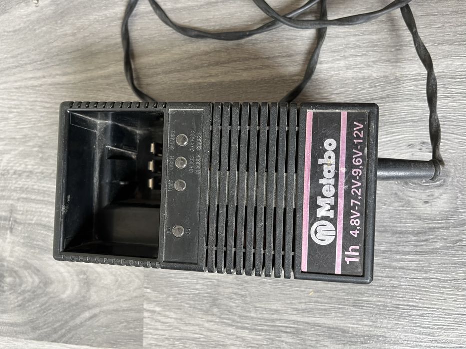 Зарядний пристрій Metabo 4.8-12v