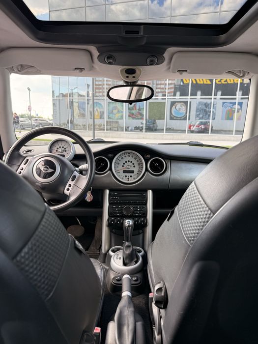Mini Cooper 2002, автомат