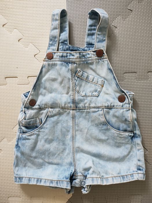 Jeansowe dżinsowe spodenki ogrodniczki NEXT 86